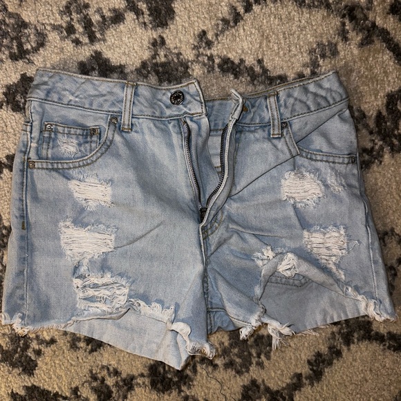 Forever 21 Pants - Jean shorts